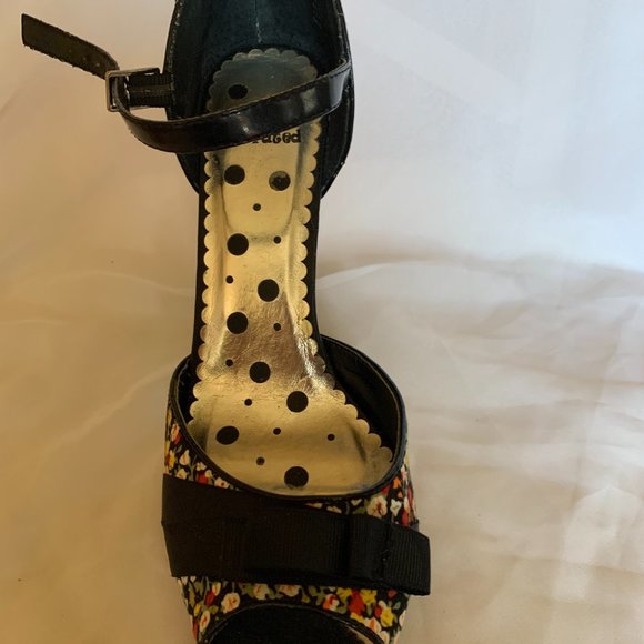 "Not Rated" high heeled shoes   from Balisi (Size 9) - Picture 4 of 6